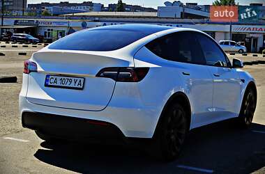 Внедорожник / Кроссовер Tesla Model Y 2021 в 