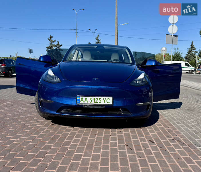 Внедорожник / Кроссовер Tesla Model Y 2022 в Киеве
