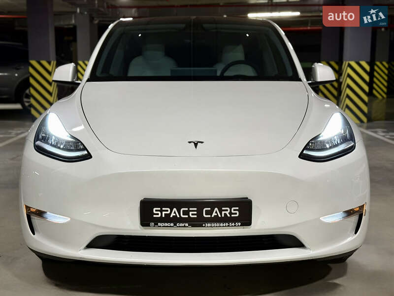 Внедорожник / Кроссовер Tesla Model Y 2021 в Киеве