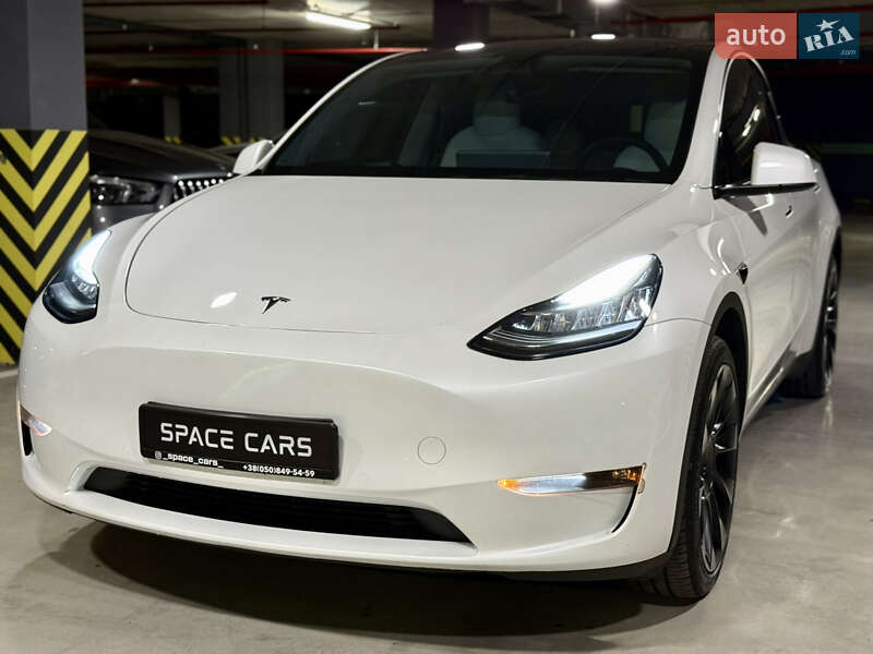 Внедорожник / Кроссовер Tesla Model Y 2021 в Киеве