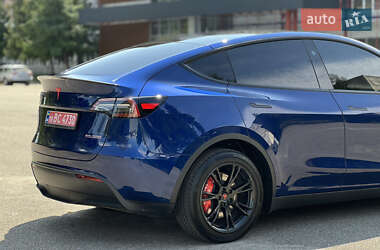Внедорожник / Кроссовер Tesla Model Y 2024 в 