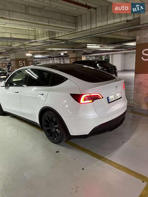 Внедорожник / Кроссовер Tesla Model Y 2021 в Первомайске