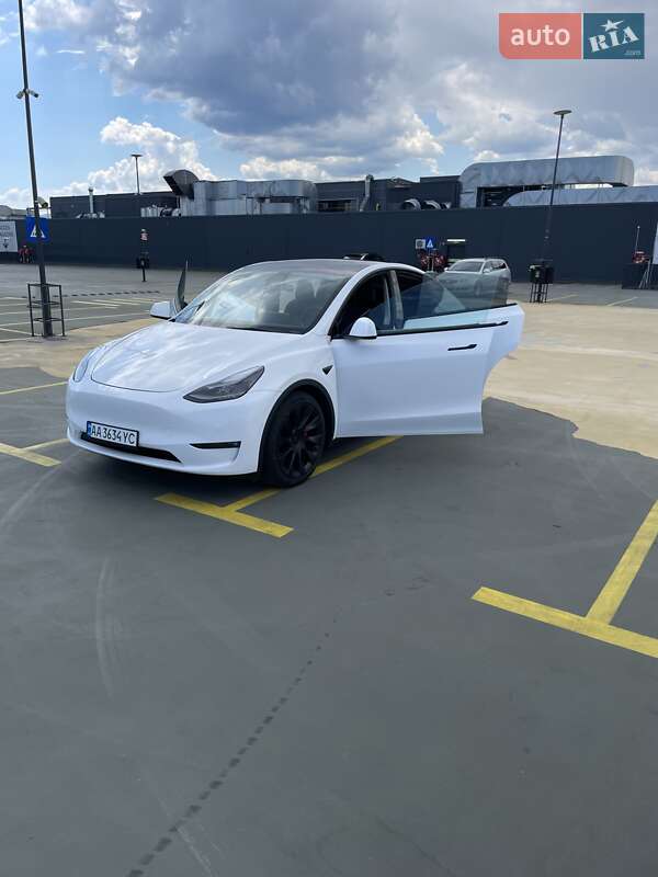 Внедорожник / Кроссовер Tesla Model Y 2021 в Первомайске