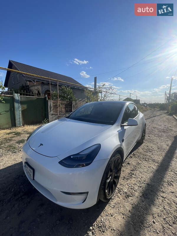Внедорожник / Кроссовер Tesla Model Y 2022 в Одессе