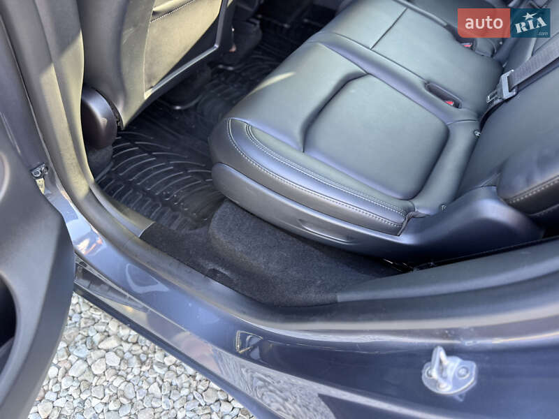 Внедорожник / Кроссовер Tesla Model Y 2022 в Ивано-Франковске