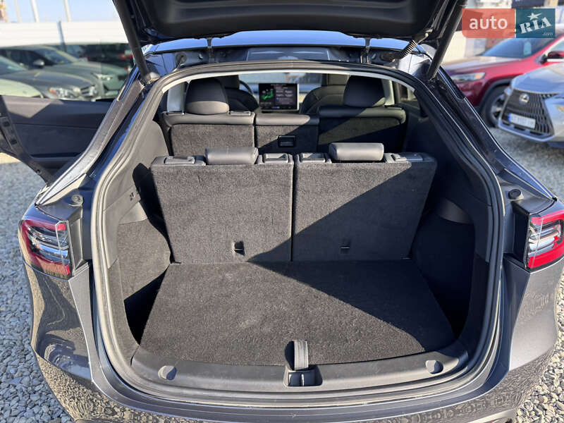 Внедорожник / Кроссовер Tesla Model Y 2022 в Ивано-Франковске
