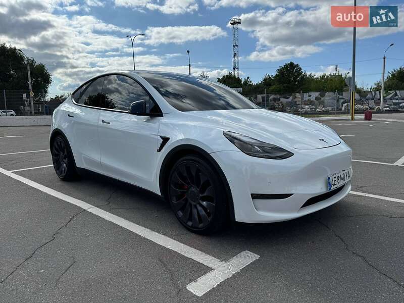 Внедорожник / Кроссовер Tesla Model Y 2021 в Днепре