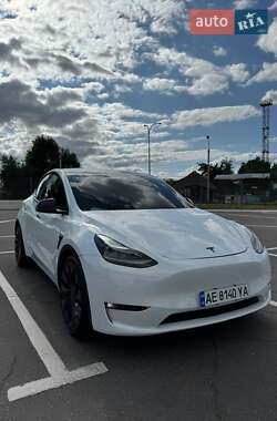 Tesla Model Y 2021