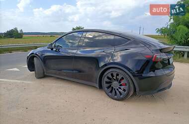 Tesla Model Y 2022
