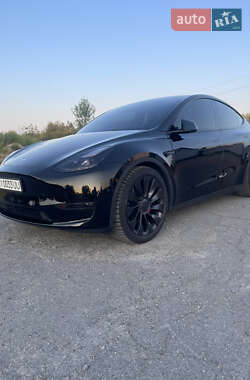 Внедорожник / Кроссовер Tesla Model Y 2022 в 