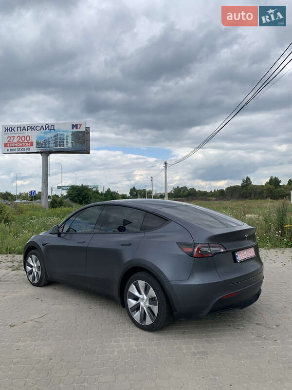 Внедорожник / Кроссовер Tesla Model Y 2020 в Львове