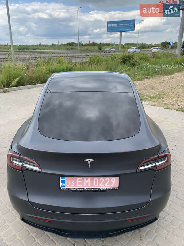 Внедорожник / Кроссовер Tesla Model Y 2020 в Львове