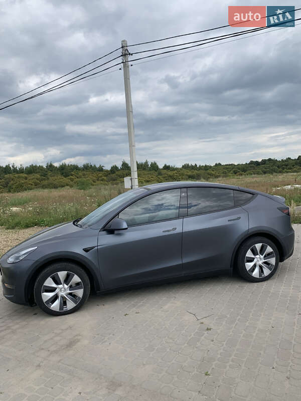 Внедорожник / Кроссовер Tesla Model Y 2020 в Львове