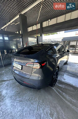 Внедорожник / Кроссовер Tesla Model Y 2022 в 