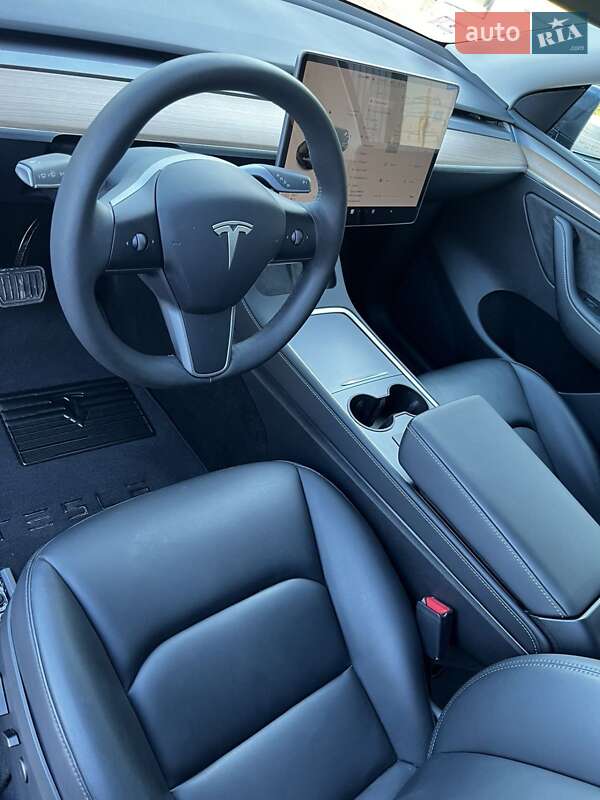 Внедорожник / Кроссовер Tesla Model Y 2023 в Львове фото 9 Внедорожник / Кроссовер Tesla Model Y 2023 в Львове
