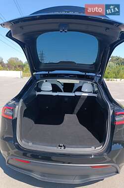 Внедорожник / Кроссовер Tesla Model Y 2023 в 