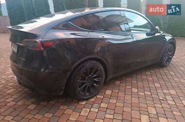 Внедорожник / Кроссовер Tesla Model Y 2023 в 