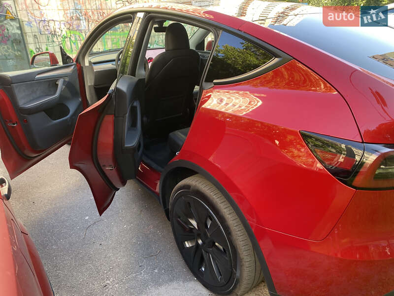 Внедорожник / Кроссовер Tesla Model Y 2023 в Киеве фото 22 Внедорожник / Кроссовер Tesla Model Y 2023 в Киеве