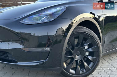 Внедорожник / Кроссовер Tesla Model Y 2023 в 