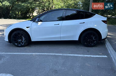 Внедорожник / Кроссовер Tesla Model Y 2024 в 