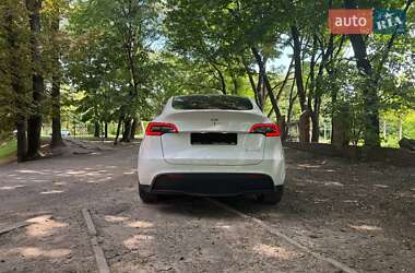 Внедорожник / Кроссовер Tesla Model Y 2020 в 