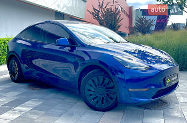 Внедорожник / Кроссовер Tesla Model Y 2023 в 
