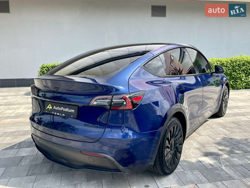 Внедорожник / Кроссовер Tesla Model Y 2023 в Киеве