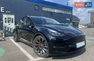 Tesla Model Y 2022