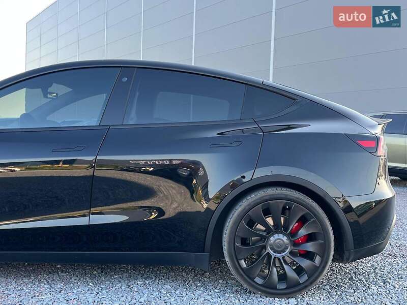 Внедорожник / Кроссовер Tesla Model Y 2022 в Львове