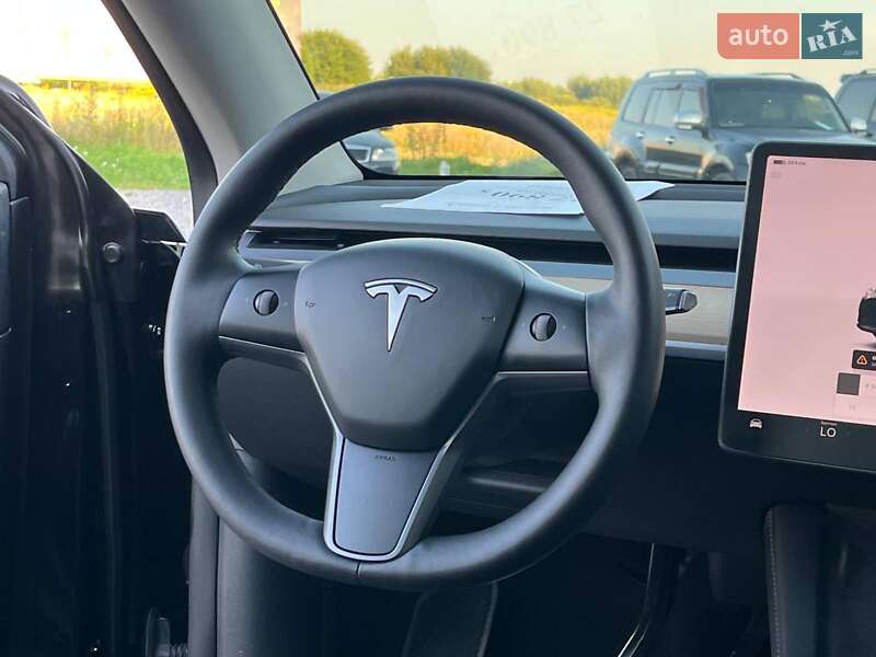Внедорожник / Кроссовер Tesla Model Y 2022 в Львове