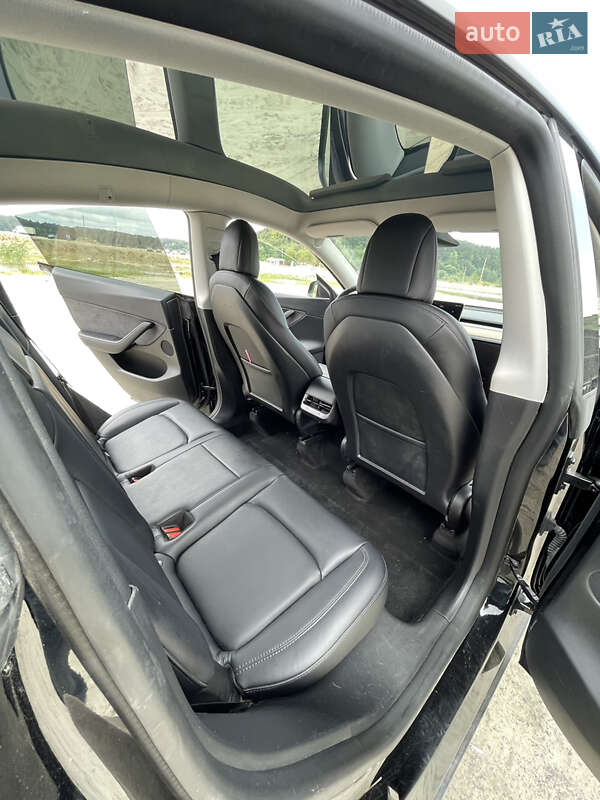 Внедорожник / Кроссовер Tesla Model Y 2022 в Львове фото 22 Внедорожник / Кроссовер Tesla Model Y 2022 в Львове