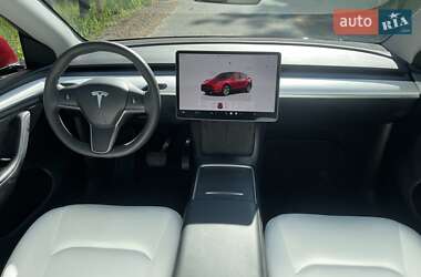Внедорожник / Кроссовер Tesla Model Y 2024 в 