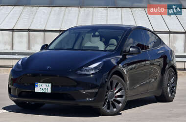 Tesla Model Y 2021