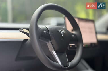 Внедорожник / Кроссовер Tesla Model Y 2023 в 