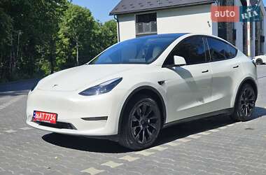 Внедорожник / Кроссовер Tesla Model Y 2023 в 