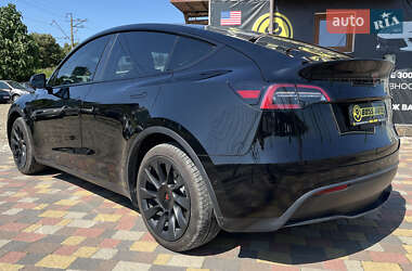 Внедорожник / Кроссовер Tesla Model Y 2021 в 