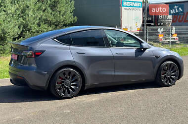 Внедорожник / Кроссовер Tesla Model Y 2023 в 