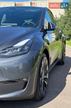 Внедорожник / Кроссовер Tesla Model Y 2023 в 