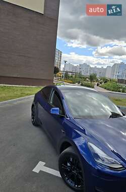 Внедорожник / Кроссовер Tesla Model Y 2024 в 