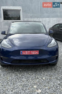 Внедорожник / Кроссовер Tesla Model Y 2023 в 