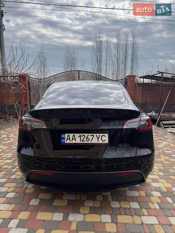 Внедорожник / Кроссовер Tesla Model Y 2022 в Киеве