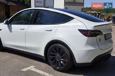 Внедорожник / Кроссовер Tesla Model Y 2022 в 