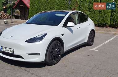Tesla Model Y 2022