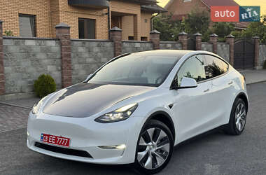 Tesla Model Y 2020