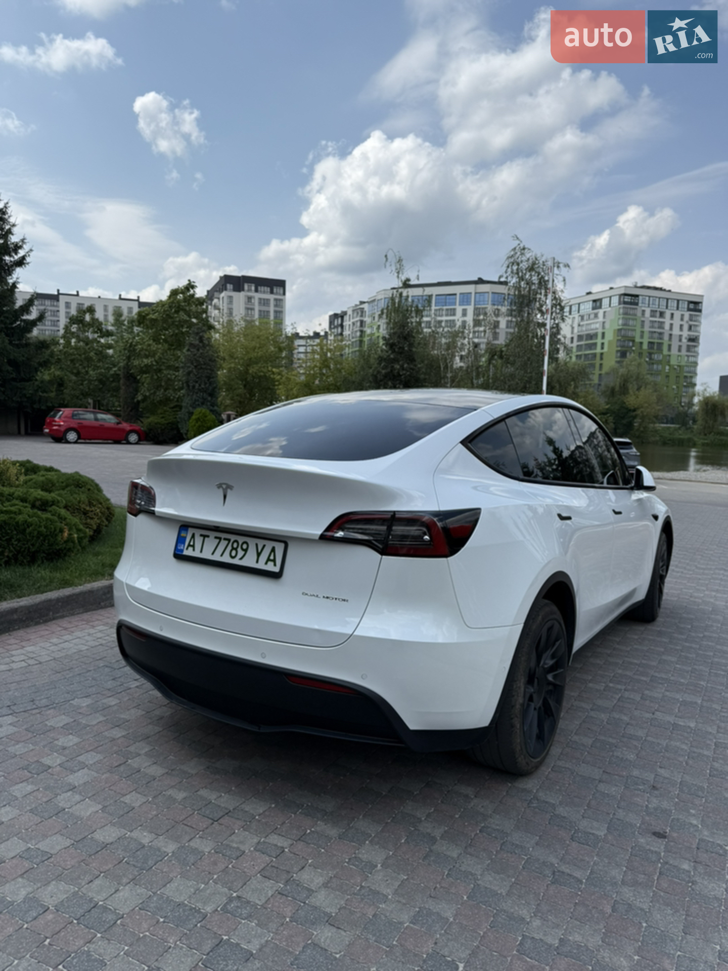 2021 Tesla Model Y - мініатюра 6