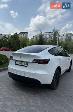 Внедорожник / Кроссовер Tesla Model Y 2021 в 