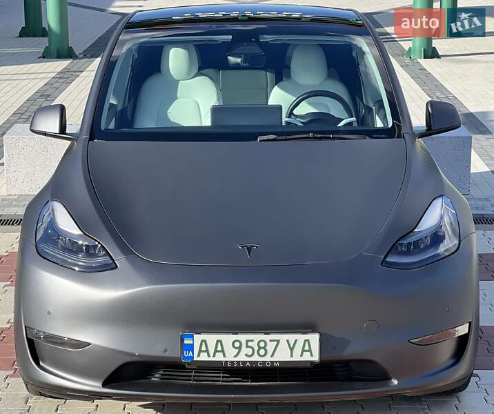 Внедорожник / Кроссовер Tesla Model Y 2022 в Киеве