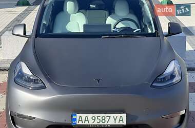 Внедорожник / Кроссовер Tesla Model Y 2022 в 