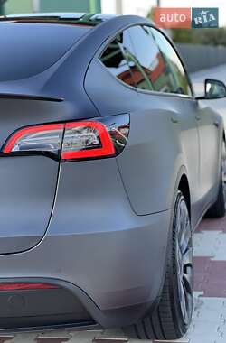 Внедорожник / Кроссовер Tesla Model Y 2022 в 
