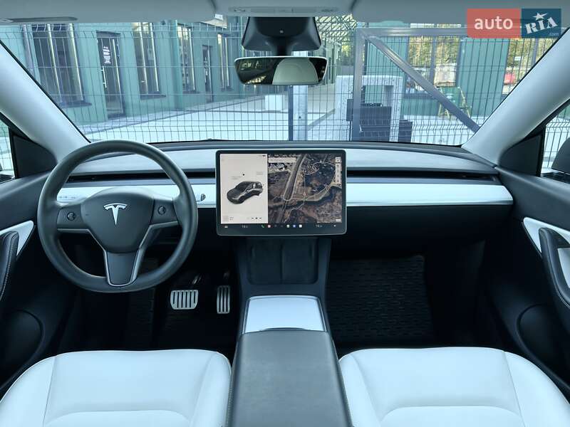 Внедорожник / Кроссовер Tesla Model Y 2022 в Киеве